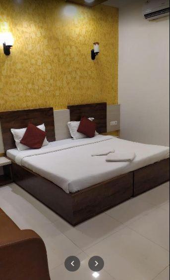 7Bhk Villa With Wonderful View And Good Food لونافالا المظهر الخارجي الصورة